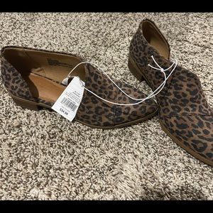 Size 61/2 brand new leopard print slip on shoes.